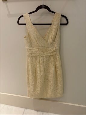 Trina Turk Cream Lace V-Neck Cocktail Dress